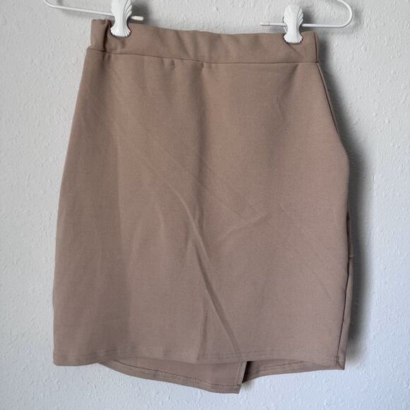 NWT size 6 high waist side slit gold button detail wrap mini skirt - Picture 2 of 6